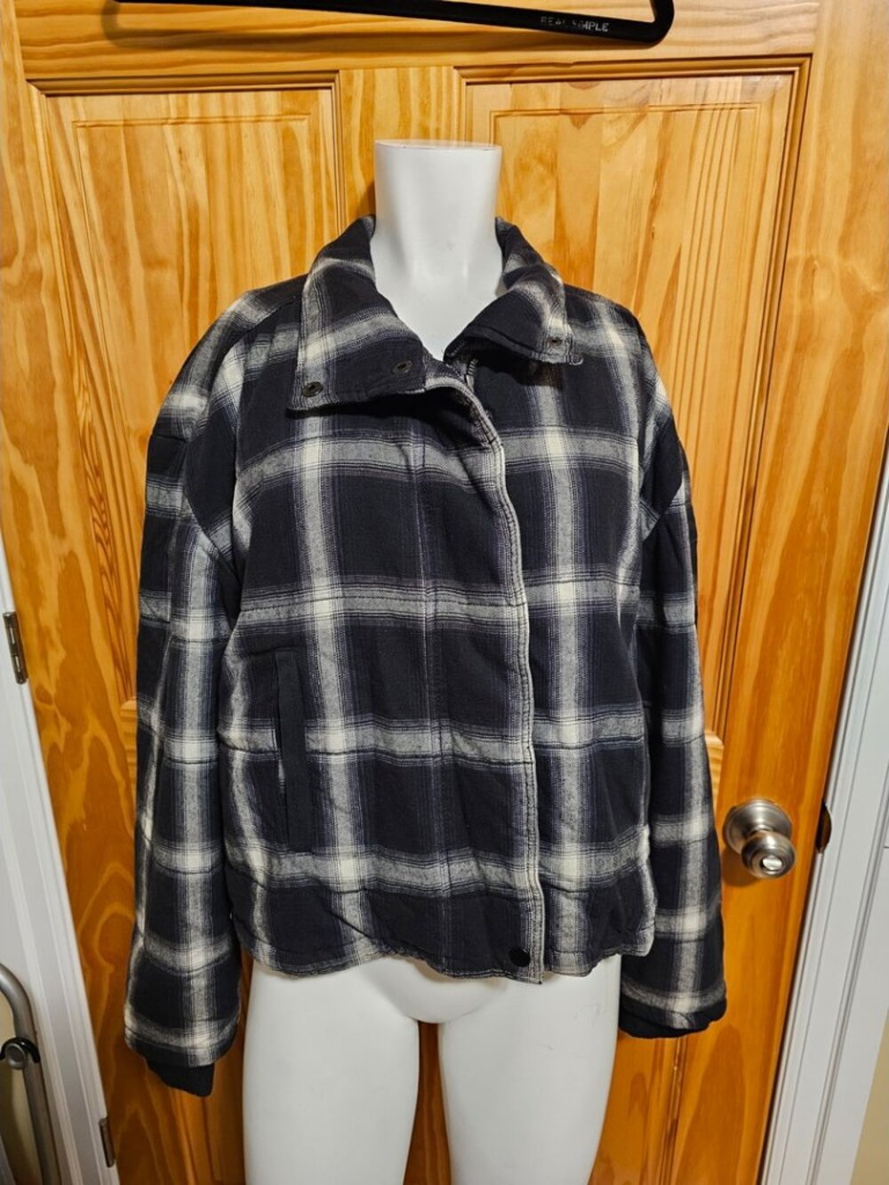 Evereve Size Medium Lucy Plaid Jacket